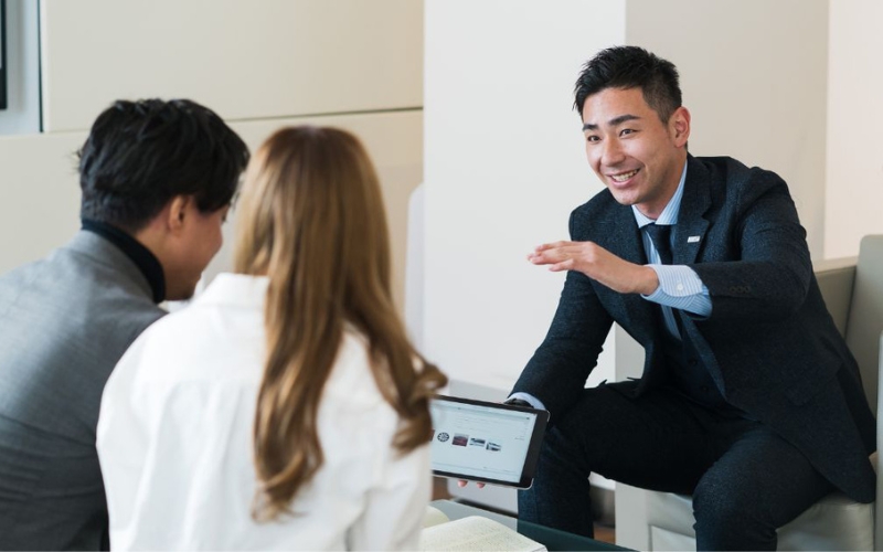 Mức lương sales khác nhau theo ngành nghề, kinh nghiệm và khả năng chốt đơn