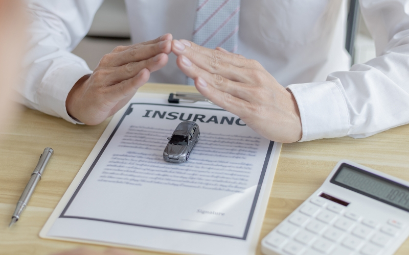 Tính hoa hồng theo doanh thu từng khu vực khuyến khích nhân viên nỗ lực bán hàng cho khu vực đang phụ trách