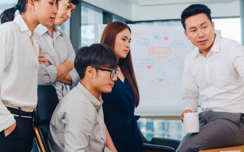 Công việc ASM tập trung quản lý doanh số thị trường và phát triển đội ngũ bán hàng