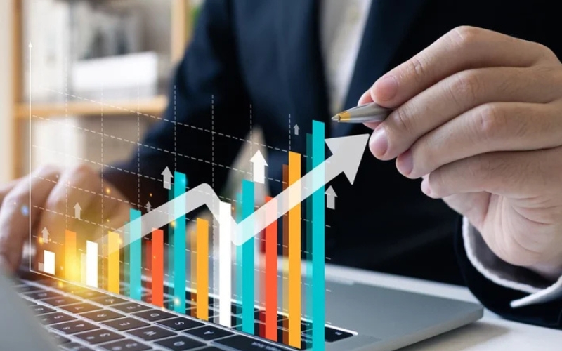 Sales forecasting dự báo doanh số bán hàng dựa trên dữ liệu, pipeline và hành vi khách hàng