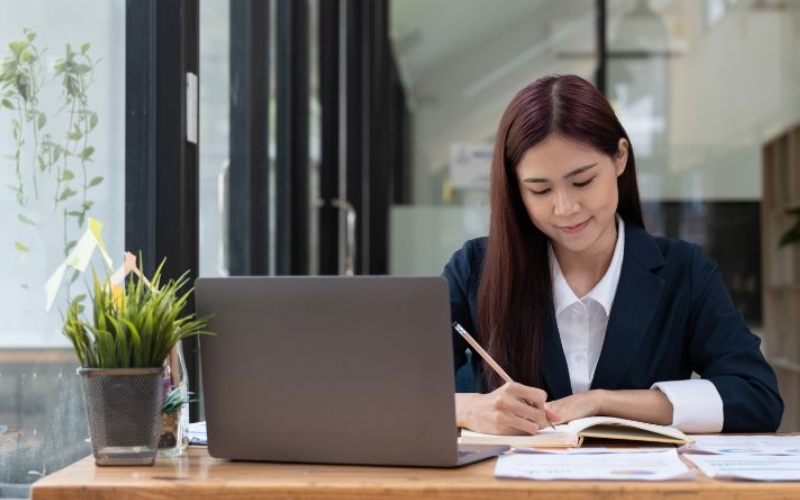 Ứng viên Sales nên cụ thể năng lực bằng các con số doanh thu và chỉ số KPI