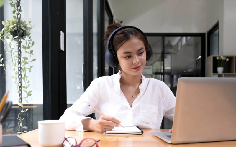 CTV dịch thuật đảm nhận biên dịch nội dung theo yêu cầu