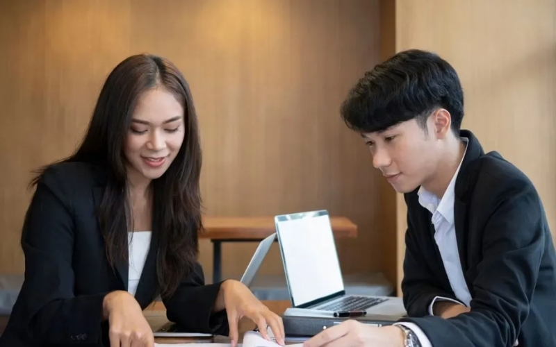 Kiến tập là bước khởi đầu giúp sinh viên chạm vào môi trường làm việc thực tế