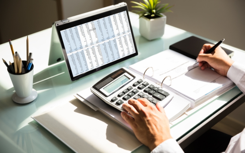 Cách tính lương tháng 13 dành cho nhân viên làm chưa đủ 12 tháng