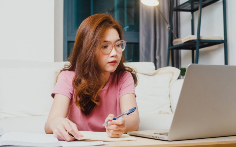 Phần quan hệ gia đình trong sơ yếu lý lịch dùng để xác minh nhân thân và lý lịch chính trị