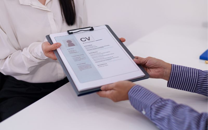 Đối với ngành IT, CV phải thể hiện rõ năng lực kỹ thuật và khả năng giải quyết vấn đề 