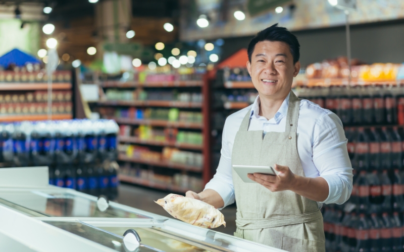 Giám sát bán hàng kênh MT chịu trách nhiệm triển khai và giám sát hoạt động bán hàng