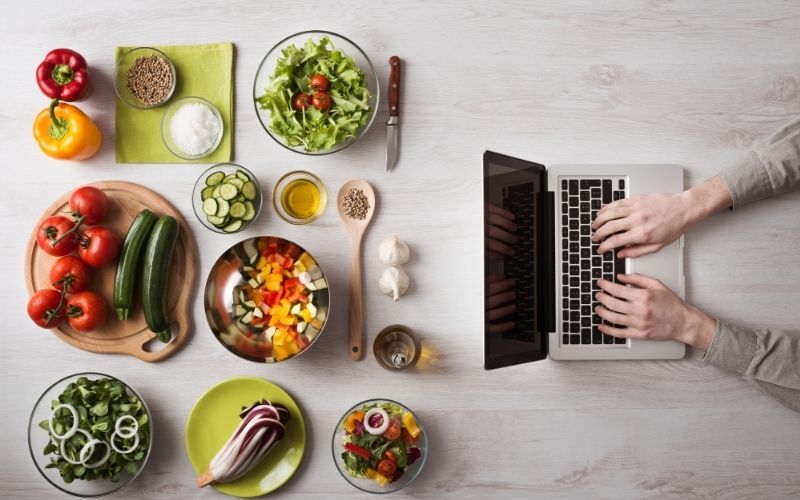 Mức lương 10 - 17 triệu/tháng cùng cơ hội thăng tiến từ Sales Representative lên ASM